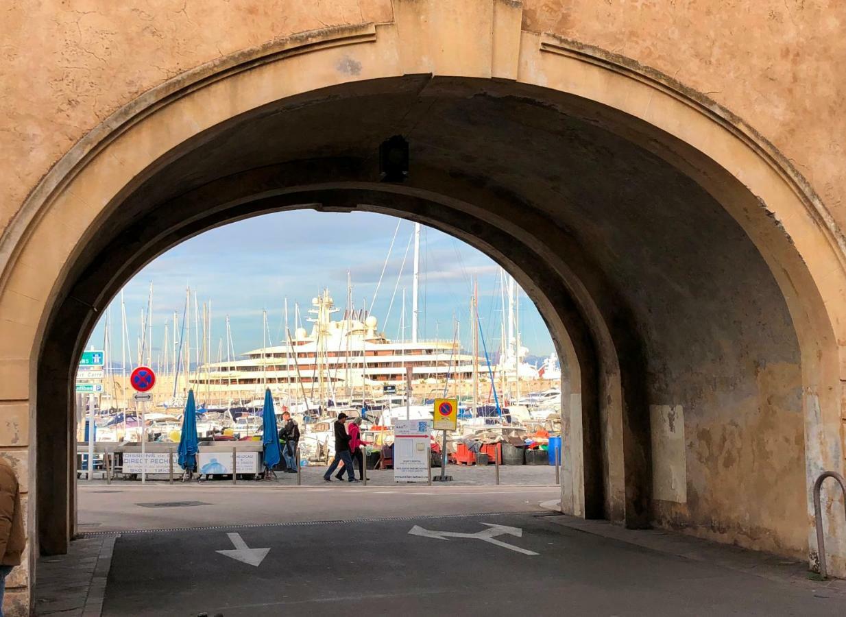 Hanna-Logis Antibes Buitenkant foto